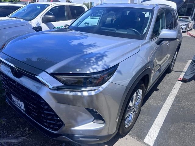 toyota grand highlander 2024 5TDAAAB51RS005878 image toyota grand highlander 2024 5TDAAAB51RS005878 image